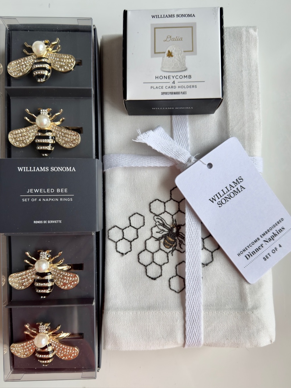 Williams Sonoma Bee Honeycomb 12 Pc Table Napkins Set New With Tags Retail $187